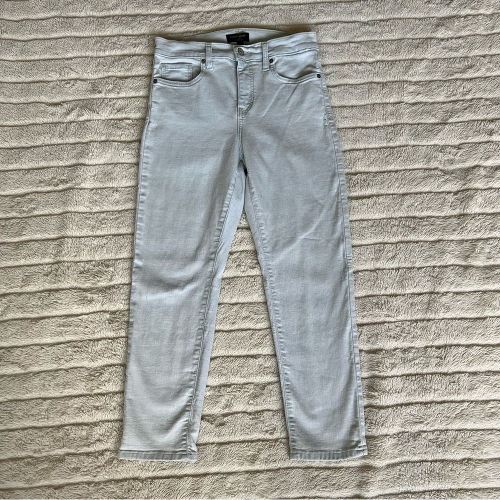 NWOT Banana Republic High Rise Light Wash Slim Jeans - Picture 1 of 9